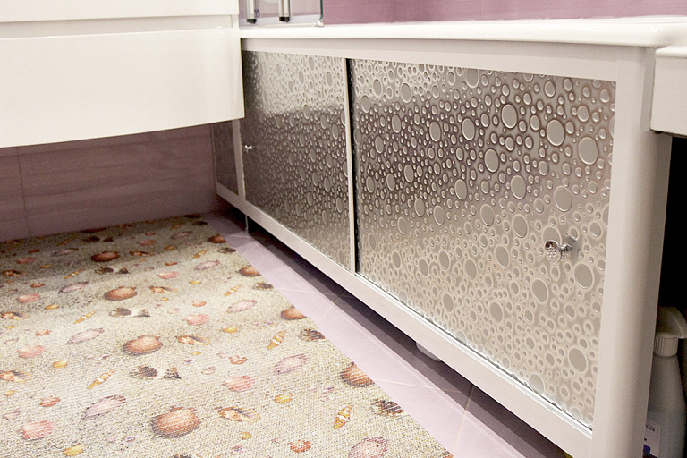 Экран под ванну дизайнерский Bubble Silver - lux пластик, профиль Белый, ручки Хром, 2 двери, размер 1800х560 мм